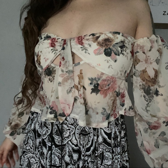 NASTYGAL long sleeve crop top blouse size s/m - Picture 3 of 4